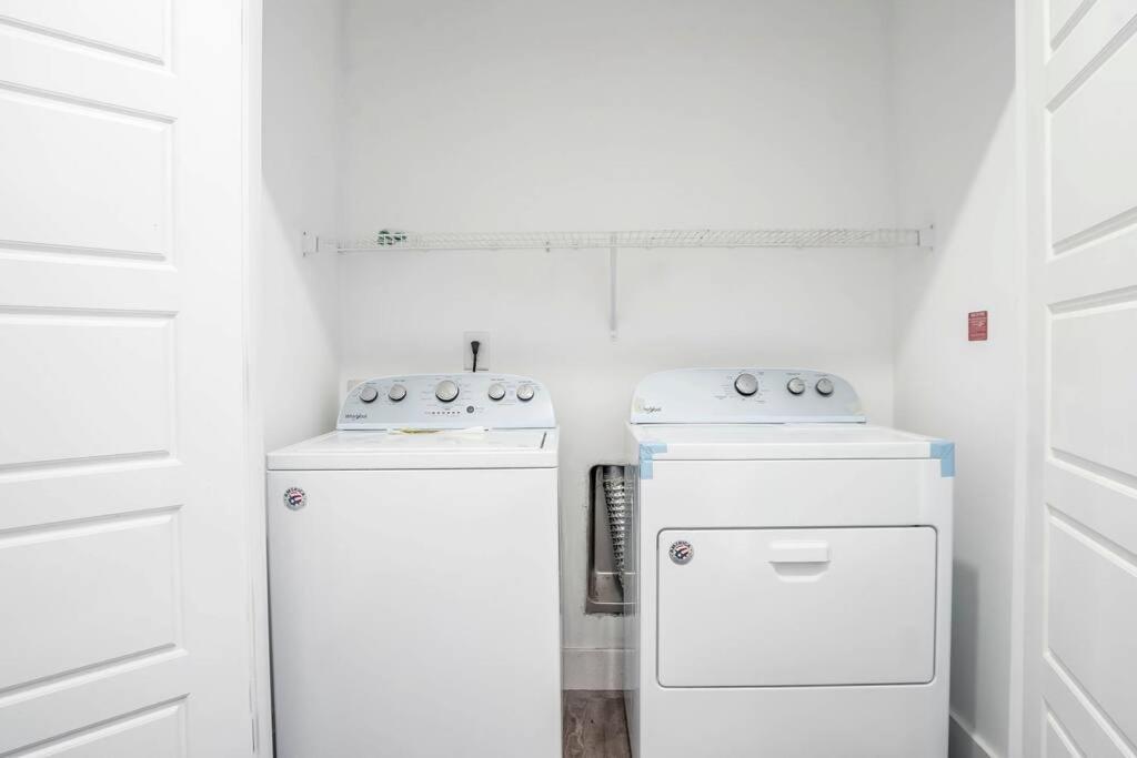 Swanky Atlanta Apartment Εξωτερικό φωτογραφία